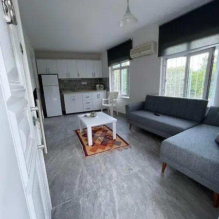 Beldibi House Apartamento *